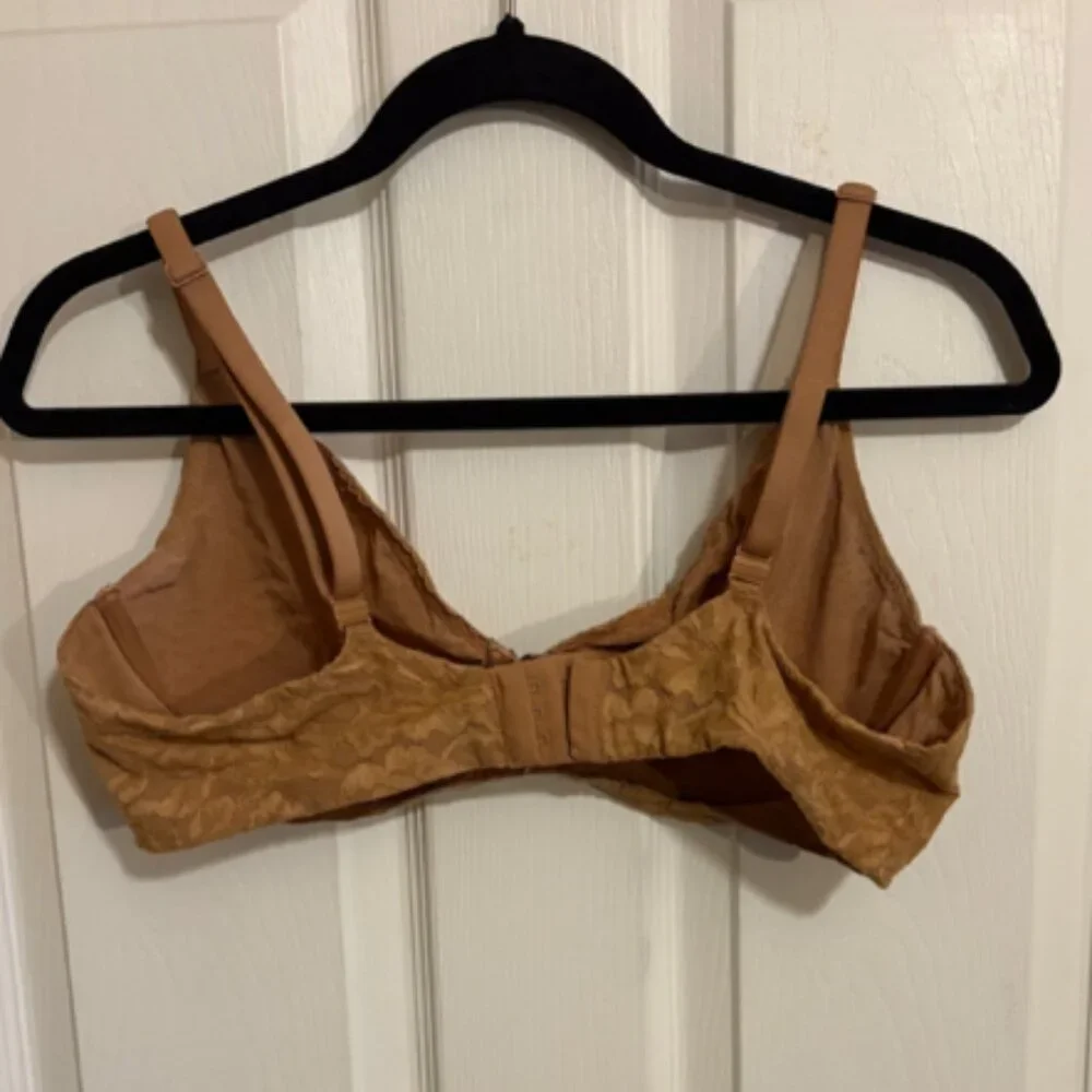 Victoria’s Secret Full Coverage Bra • Size 40C • Nude Beige 4600 Style - Picture 3 of 5